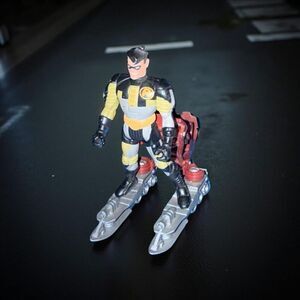 1997 Kenner BATMAN the Animated Series Ski Blast Robin Action Figure A29